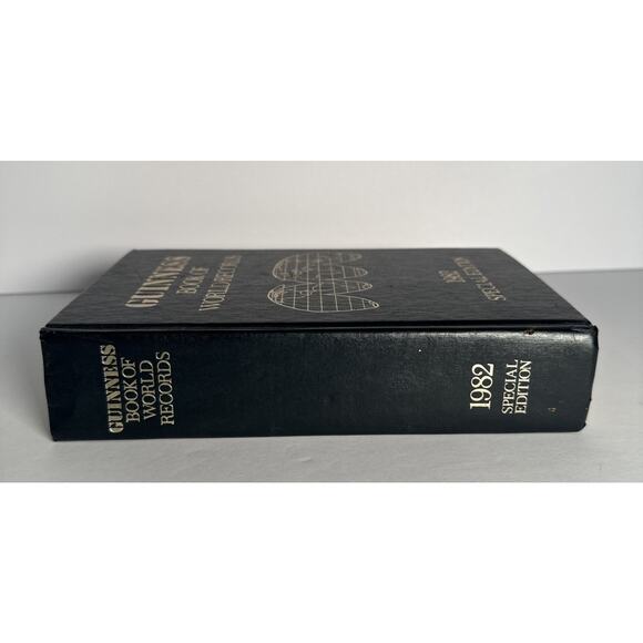 Guinness Book Of World Records~ 1982 Special Edition Hardcover - Picture 3 of 9